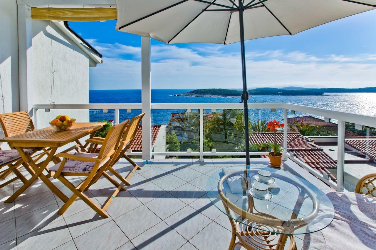 Apartments Cloud Hvar Town Kültér fotó